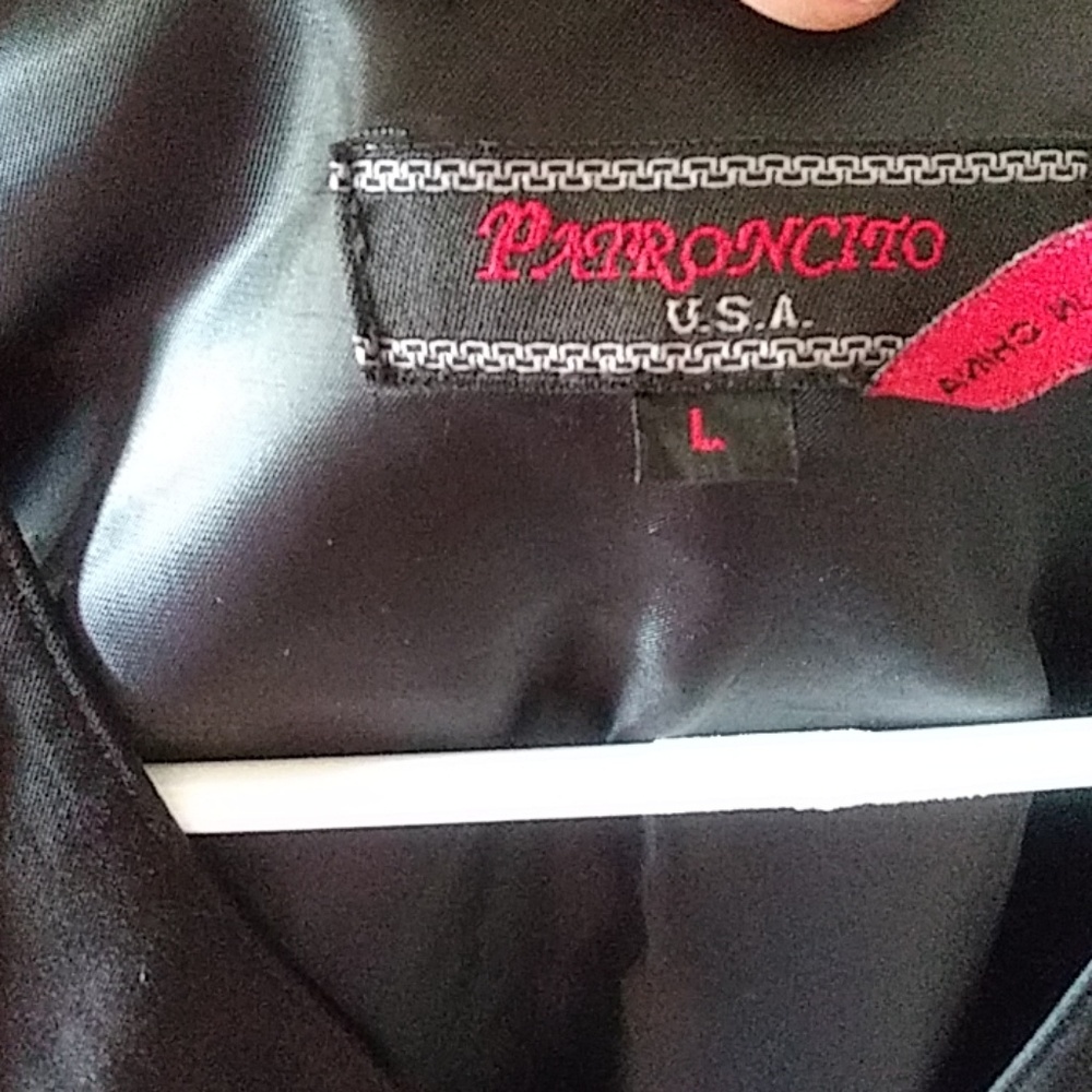 Vest - Picture 3 of 3